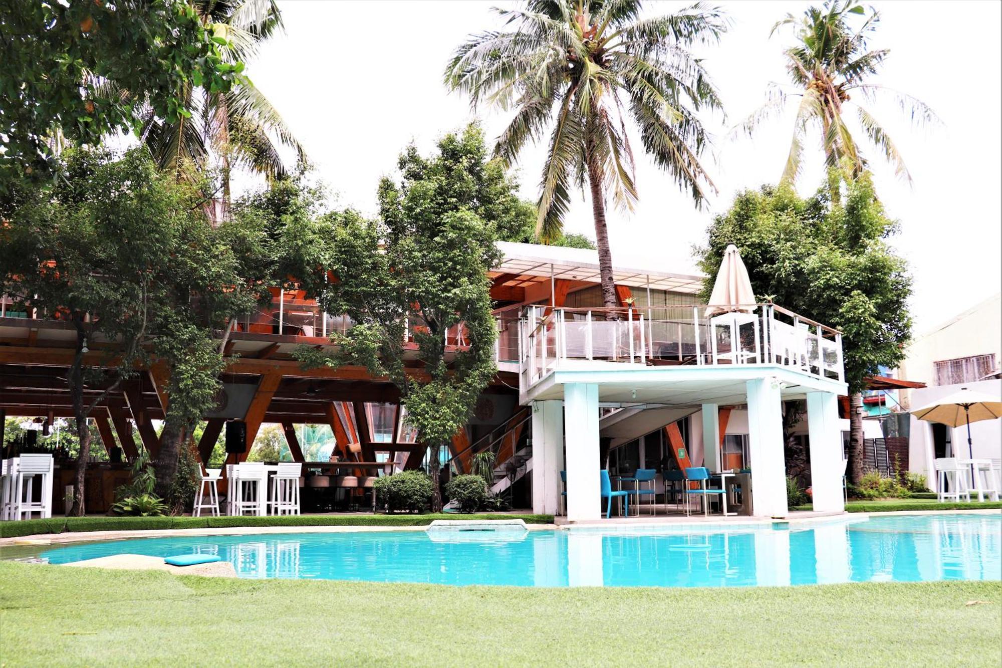 Asmara Urban Resort & Lifestyle Village Powered By Aston Себу Экстерьер фото