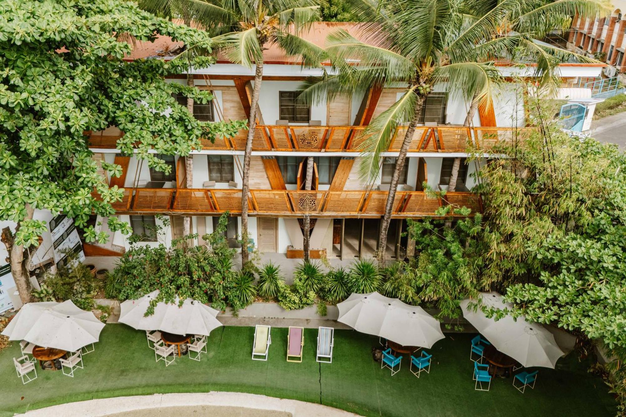 Asmara Urban Resort & Lifestyle Village Powered By Aston Себу Экстерьер фото